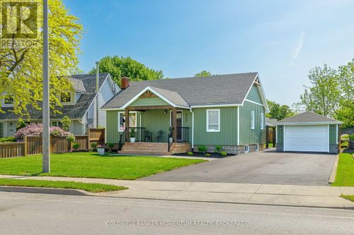 4155 Mountain St, Beamsville, ON, L0R1B7 | Card Image