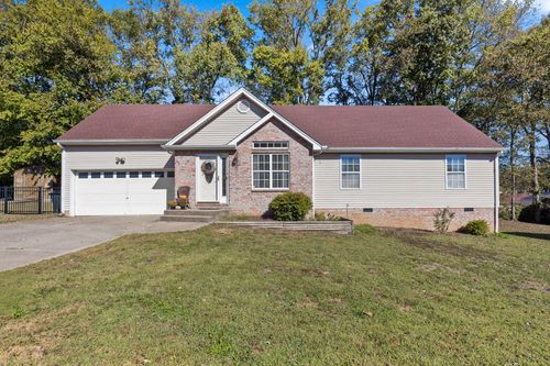 105 Sessler Ct, Hendersonville, TN, 37075-3157 | Card Image