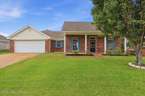 102 Oak Leaf Way, Pearl, MS, 39208-8116 | Card Image