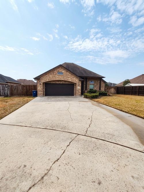 6645 Jasper Cir, Lumberton, TX, 77657-5401 | Card Image