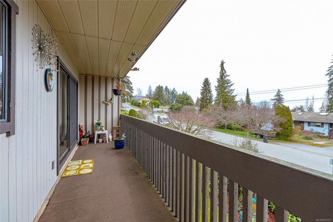 211 - 130 Sunningdale Rd E, Condo with 2 bedrooms, 1 bathrooms and 31 parking in Qualicum Beach BC | Image 19