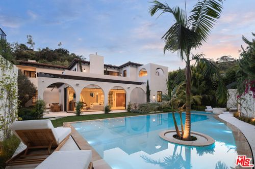 966 Stone Canyon Rd, LOS ANGELES, CA, 90077-3716 | Card Image