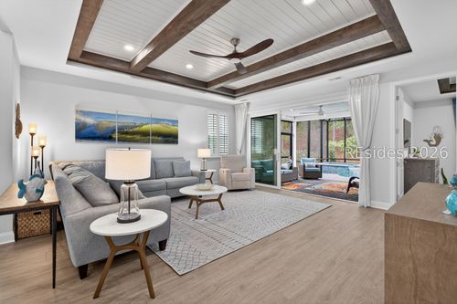 533 Parrott Ave, Hardeeville, SC, 29927-2987 | Card Image