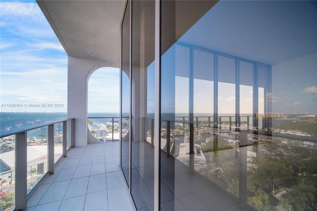 APT-1602 - 2655 S Bayshore Dr, Condo with 3 bedrooms, 5 bathrooms and null parking in Coconut Grove FL | Image 25