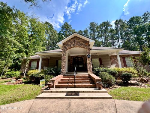 97 Se Timber Ridge Lane, Meadville, MS, 39653 | Card Image