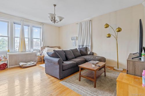 34 58th St, Woodside, NY, 11377 | Card Image