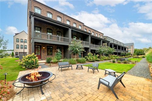 6785 Pippin Walk, Alpharetta, GA, 30005-2446 | Card Image