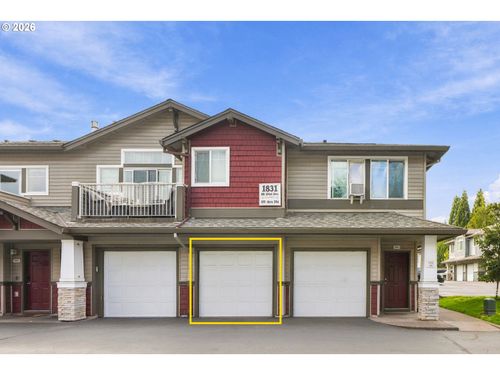 102-1831 Ne 101st Ave, Hillsboro, OR, 97006-6219 | Card Image
