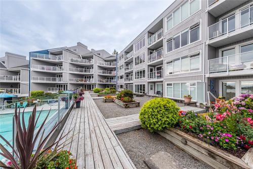 112-2562 Departure Bay Rd, Nanaimo, BC, V9S5P1 | Card Image