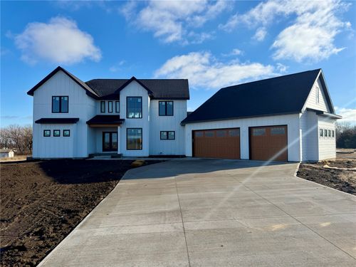 1570 Volmert Lane Ne, Solon, IA, 52333 | Card Image