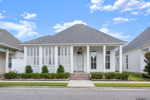 4943 Pembrooke Ave, Gonzales, LA, 70737-8630 | Card Image