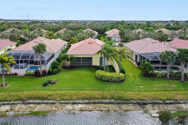 5759 Benevento Dr, House other with 3 bedrooms, 3 bathrooms and null parking in SARASOTA FL | Image 4