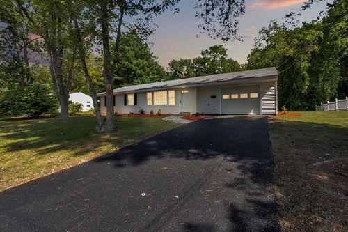 33 Ruthellen Rd, Framingham, MA, 01701-3840 | Card Image