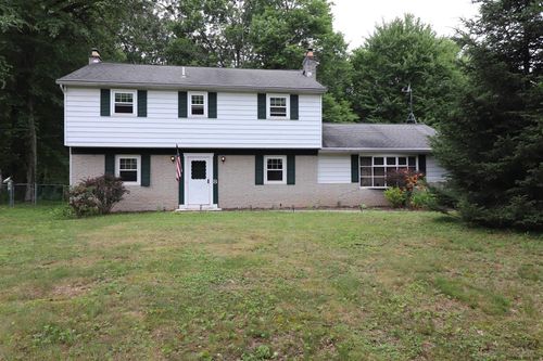 8 Sweet Brier Dr, Ballston Lake, NY, 12019-1407 | Card Image