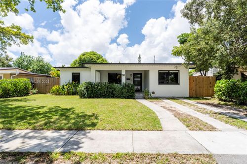 50 Nw 124th St, North Miami, FL, 33168-4541 | Card Image