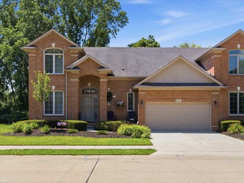 57777 Brookfield Way, Washington Township, MI, 48094-3183 | Card Image