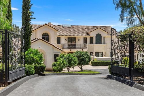 3433 Western Springs Rd, Encinitas, CA, 92024-5711 | Card Image