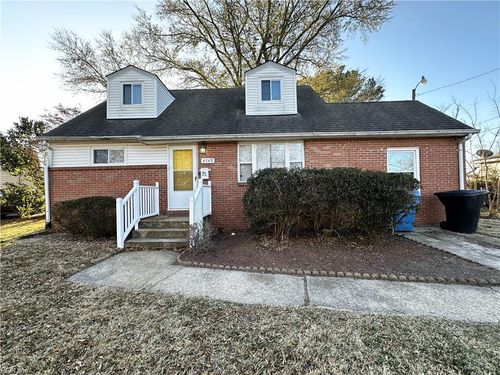 4749 Deerfield Ln, Virginia Beach, VA, 23455-5424 | Card Image