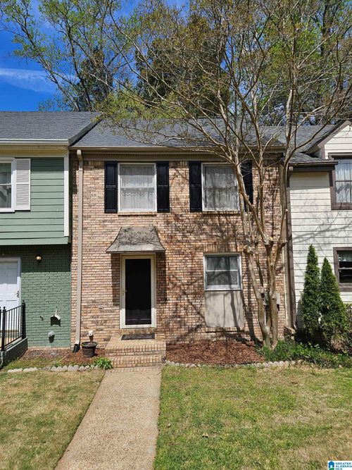 3256 Overton Manor Dr, Vestavia, AL, 35243-5315 | Card Image