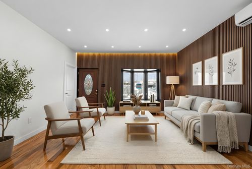 112-18 159 Street, New York, NY, 11433 | Card Image