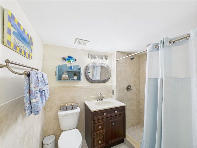 6039 - 6039 River Run Dr, House attached with 2 bedrooms, 2 bathrooms and null parking in Sebastian FL | Image 17