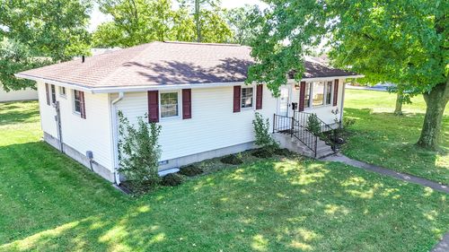 602 S Rollins St, CENTRALIA, MO, 65240-1640 | Card Image