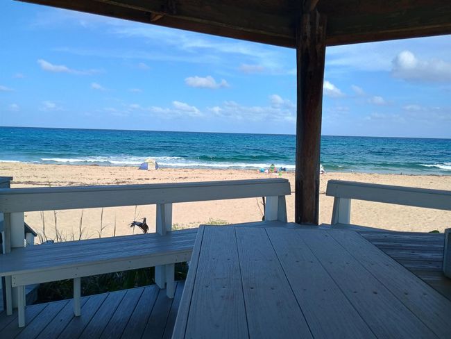 APT-6-105 - 5505 N Ocean Blvd, Condo with 2 bedrooms, 2 bathrooms and null parking in Ocean Ridge FL | Image 5
