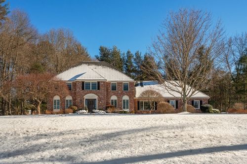 23 Algonquin Rd, Medfield, MA, 02052-2930 | Card Image