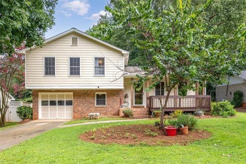 4146 Duesenberg Dr, Tucker, GA, 30084-7531 | Card Image
