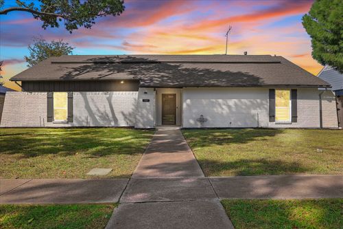 1203 Edgewood Dr, Richardson, TX, 75081-5814 | Card Image