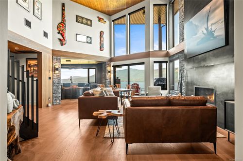 553 Marine View, Cobble Hill, BC, V8H0K8 | Card Image