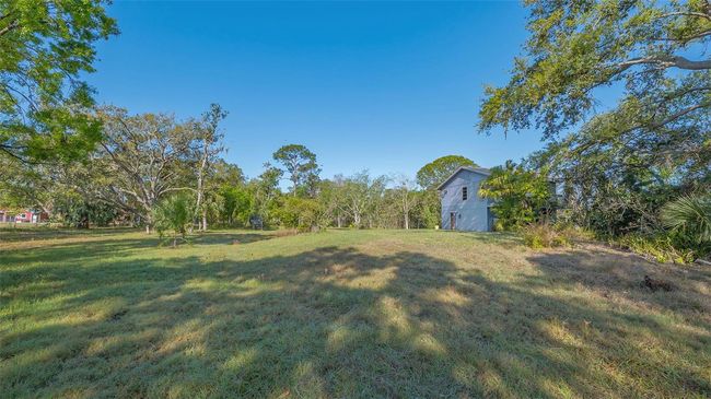 2230 Myakka Rd, House other with 2 bedrooms, 1 bathrooms and null parking in Sarasota FL | Image 49