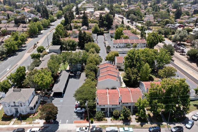 38652 Aurora Ter, Condo with 2 bedrooms, 2 bathrooms and 1 parking in Fremont CA | Image 37