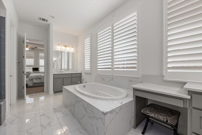 2016 Roundtree Cir E, House other with 4 bedrooms, 4 bathrooms and null parking in Aledo TX | Image 17
