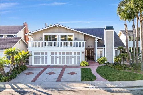 19341 Shady Harbor Cir, Huntington Beach, CA, 92648-2136 | Card Image