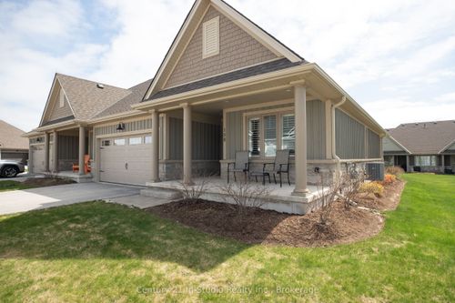 11-158 Hawthorn Cres, Kemble, ON, N0H1S0 | Card Image