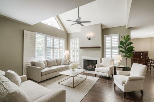 246 Litchfield Ln, Houston, TX, 77024-6030 | Card Image