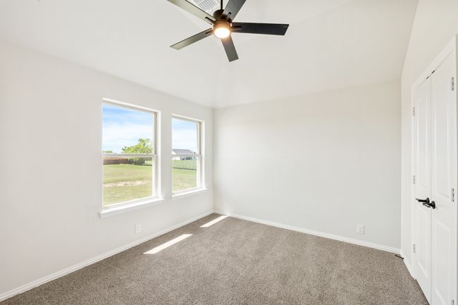 11916 Serval St, House other with 4 bedrooms, 3 bathrooms and null parking in Godley TX | Image 23