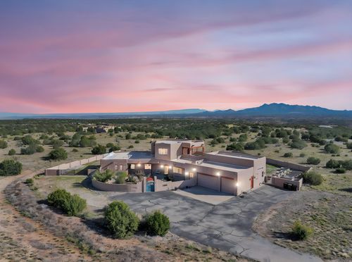 5 La Aguapa, Sandia Park, NM, 87047-9676 | Card Image