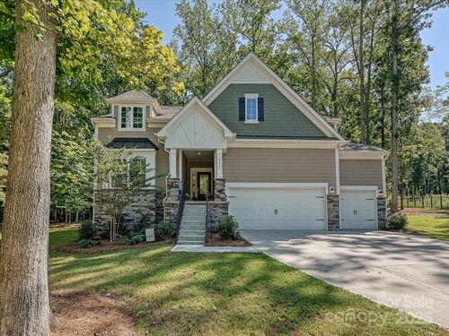 13013 Cinnamon Fern Ln, Mint Hill, NC, 28227-5690 | Card Image