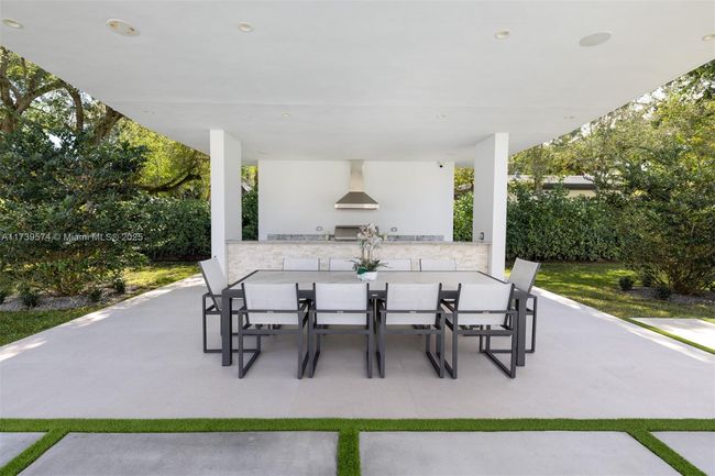 6830 Sw 104 Th St, House other with 7 bedrooms, 8 bathrooms and null parking in Pinecrest FL | Image 38