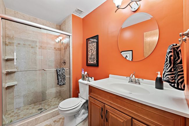 APT-310 - 3801 Appian Way, Home with 3 bedrooms, 2 bathrooms and null parking in Glenview IL | Image 13