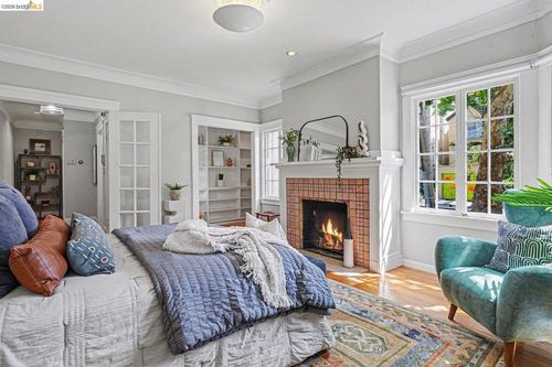 unit-1-2301 Virginia St, Berkeley, CA, 94709-1363 | Card Image