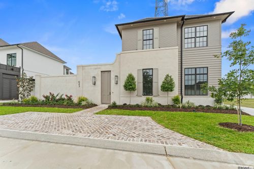643 Adelia Ln, Baton Rouge, LA, 70806-8706 | Card Image