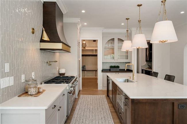1068 Moores Mill Rd Nw, House other with 6 bedrooms, 7 bathrooms and null parking in Atlanta GA | Image 14