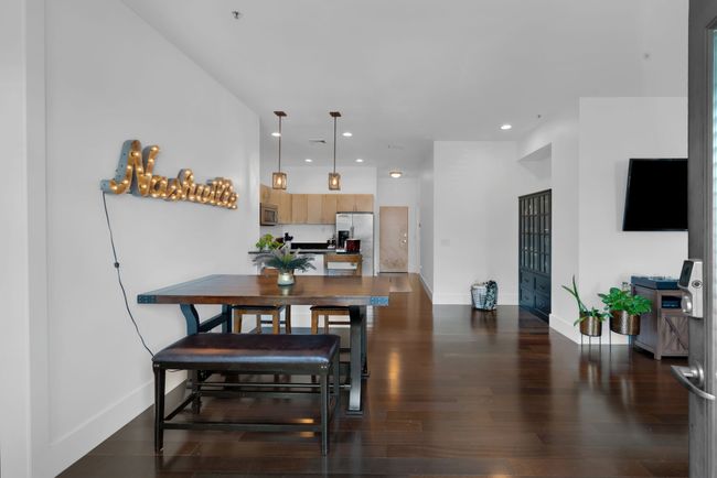 APT-108 - 2201 8 Th Ave S, Condo with 2 bedrooms, 2 bathrooms and 2 parking in Nashville TN | Image 5
