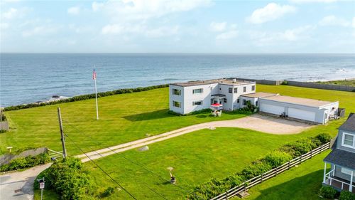 2 Green Hill Ave, South Kingstown, RI, 02879-6311 | Card Image