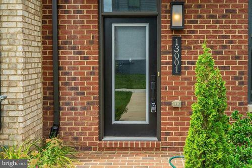 13001 Hattontown Sq, HERNDON, VA, 20171-2478 | Card Image
