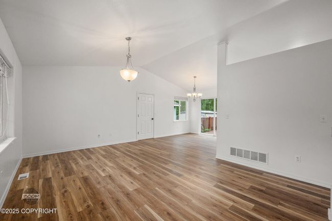 17-web-or-mls-3192 W Discovery Loop-5 | Image 13