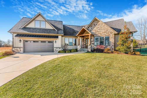 120 Milana Dr, Mills River, NC, 28759-0097 | Card Image